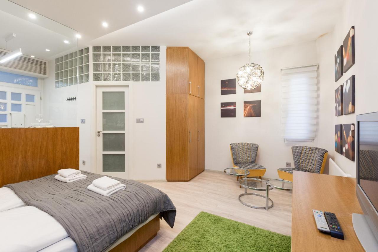 Retro Budapest Dream Suite Near The Danube Экстерьер фото